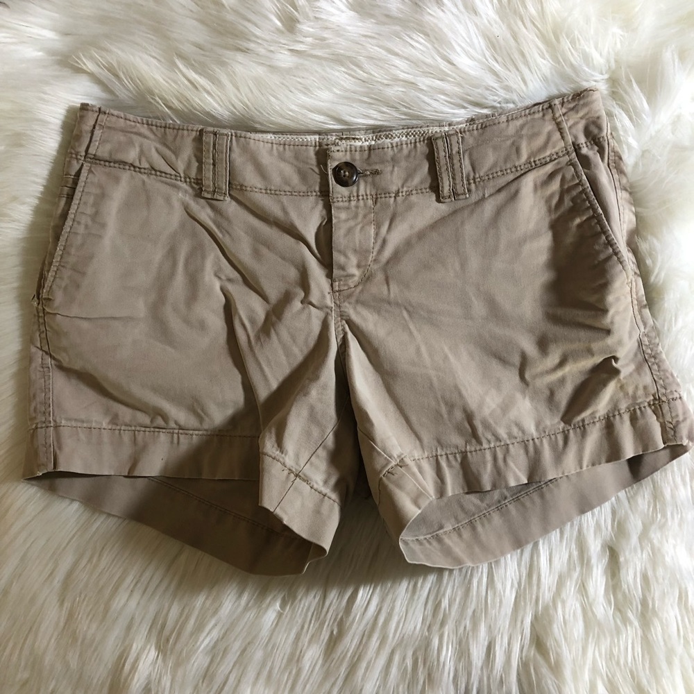 Old Navy Tan Low Rose Shorts Size 2